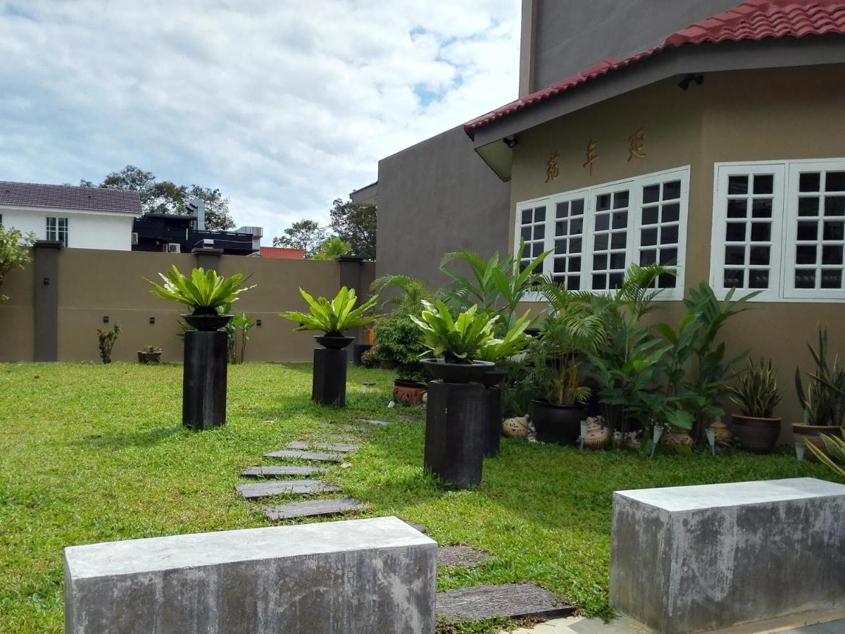 Concordia Inn George Town Buitenkant foto