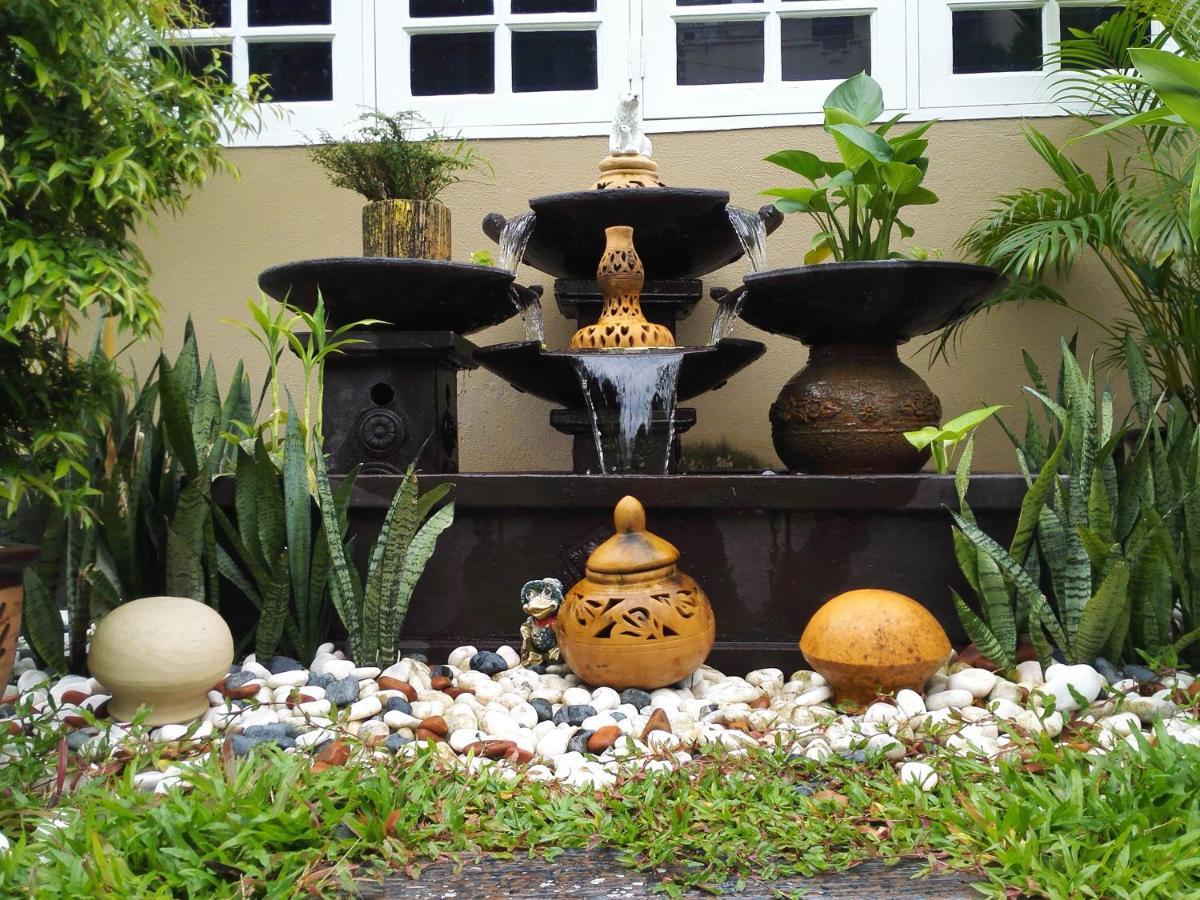 Concordia Inn George Town Buitenkant foto