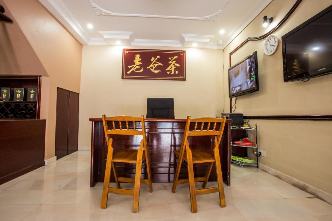 Concordia Inn George Town Buitenkant foto